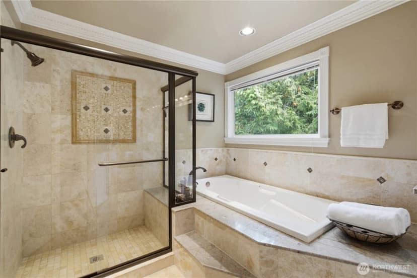 Property photo for 15430 Se 67th Pl, Bellevue photo 28