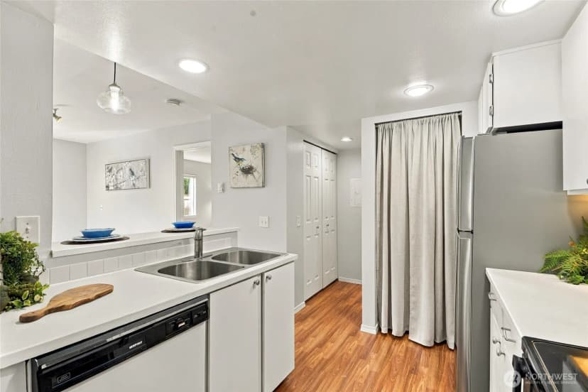 Property photo for 1410 W Casino Road #b13, Everett photo 8