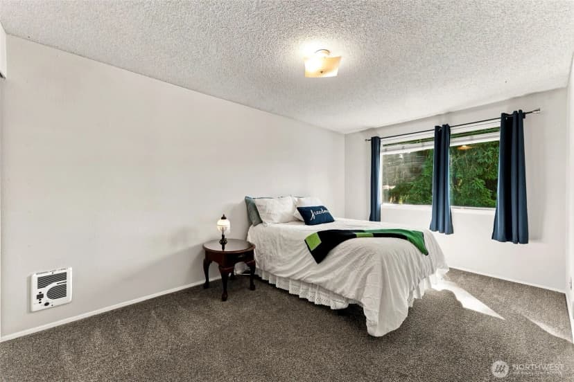 Property photo for 8638 Onyx Drive Sw #e, Lakewood photo 14