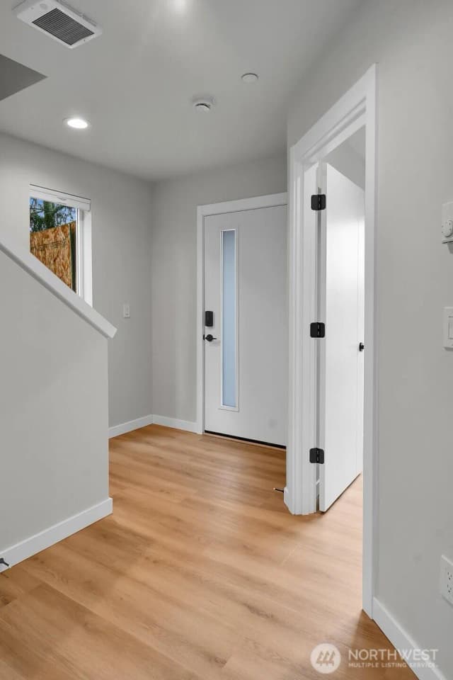 Property photo for 222 124th Street Sw #g2, Everett photo 3