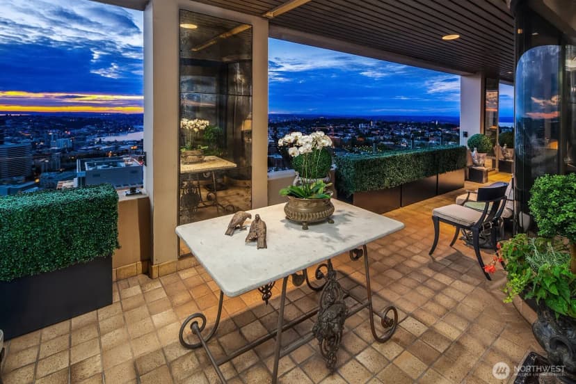 Property photo for 1301 Spring Street #ph32, Seattle photo 18