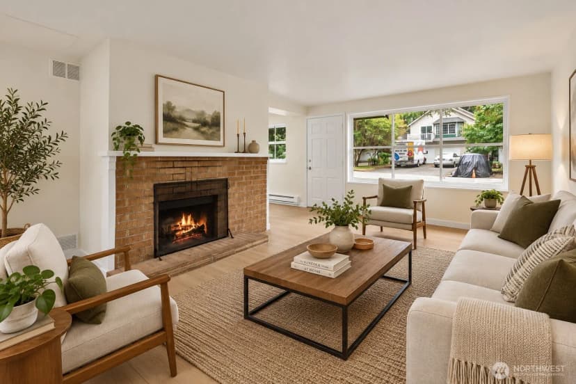 Property photo for 13525 Wallingford Avenue N, Seattle photo 3