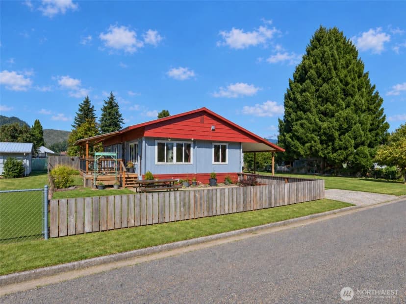 Property photo for 344 Temple Avenue, Morton photo 9
