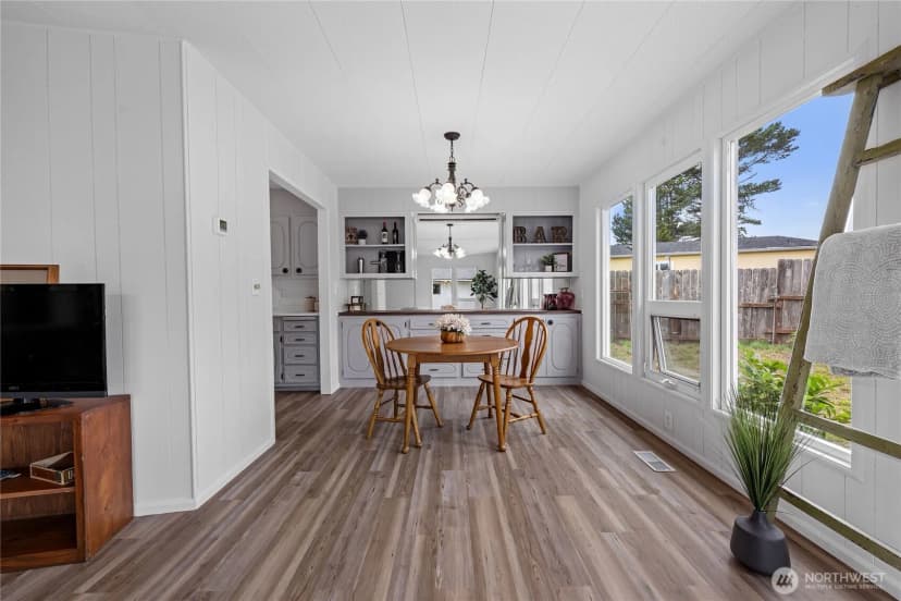 Property photo for 1411 196 Street, Long Beach photo 7