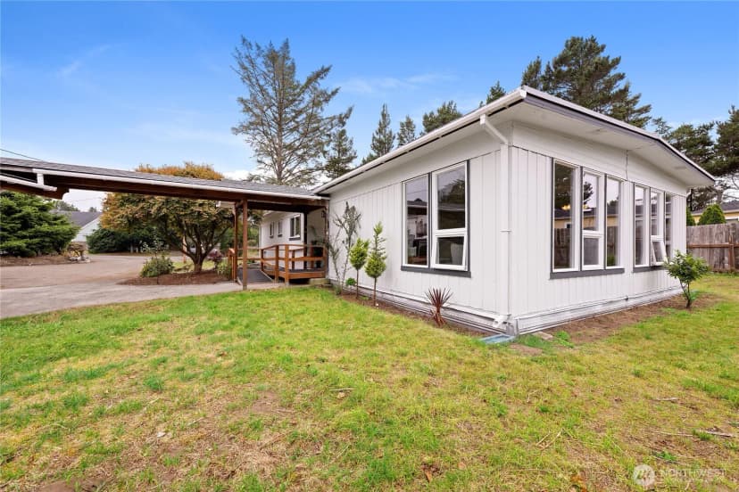 Property photo for 1411 196 Street, Long Beach photo 34