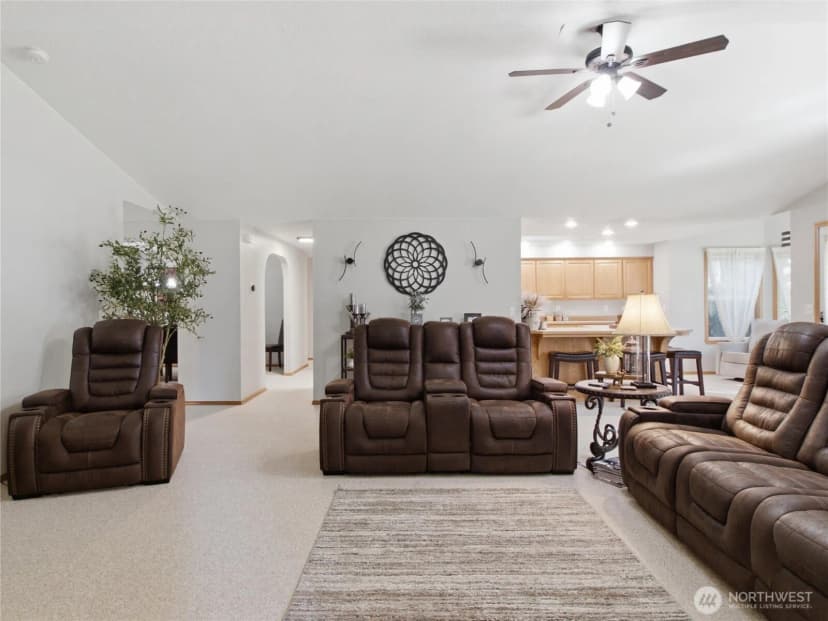 Property photo for 15837 Lawrence Place Se, Yelm photo 7