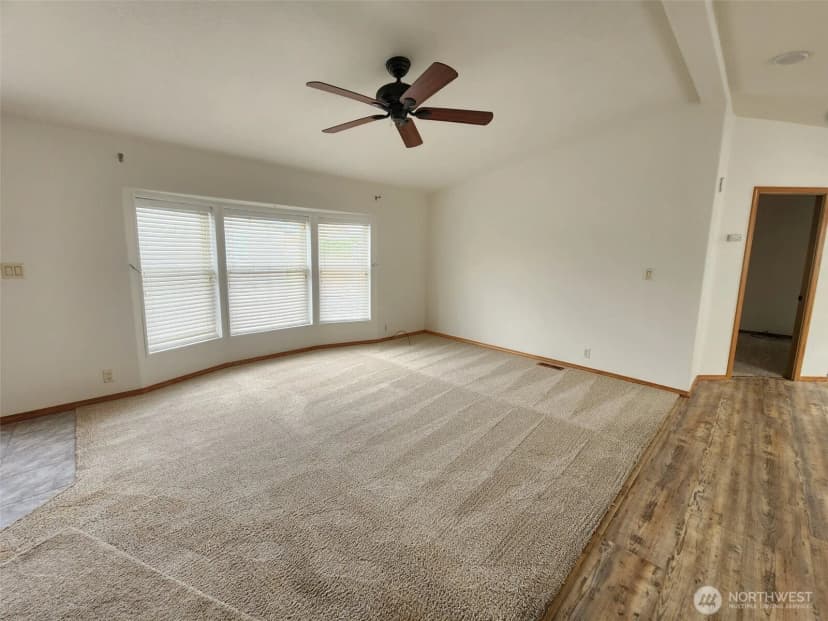 Property photo for 309 5th Avenue Se, Ephrata photo 7