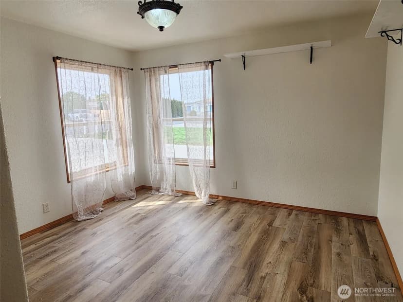 Property photo for 309 5th Avenue Se, Ephrata photo 19