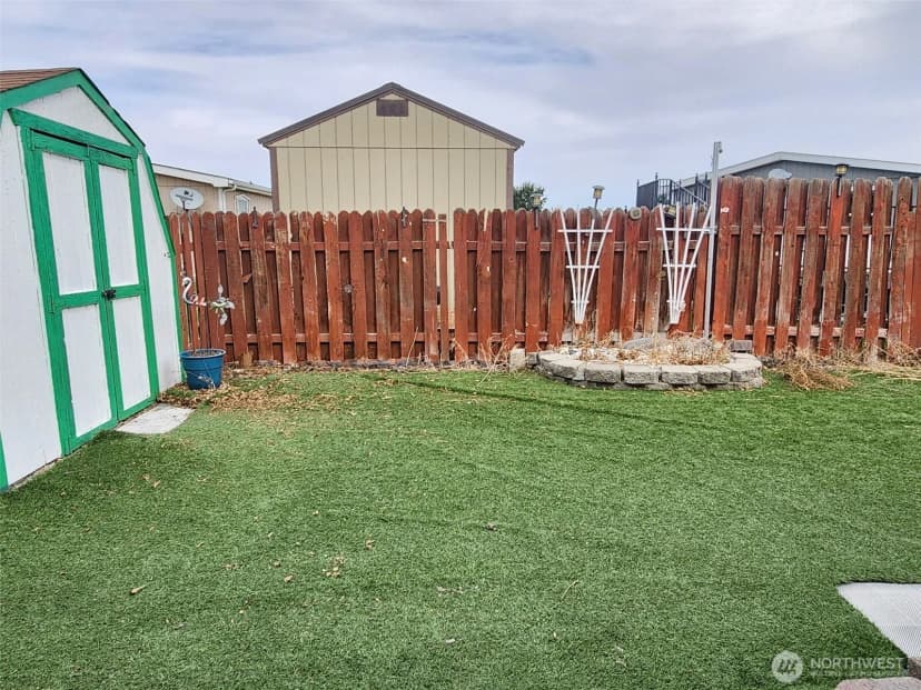 Property photo for 309 5th Avenue Se, Ephrata photo 21