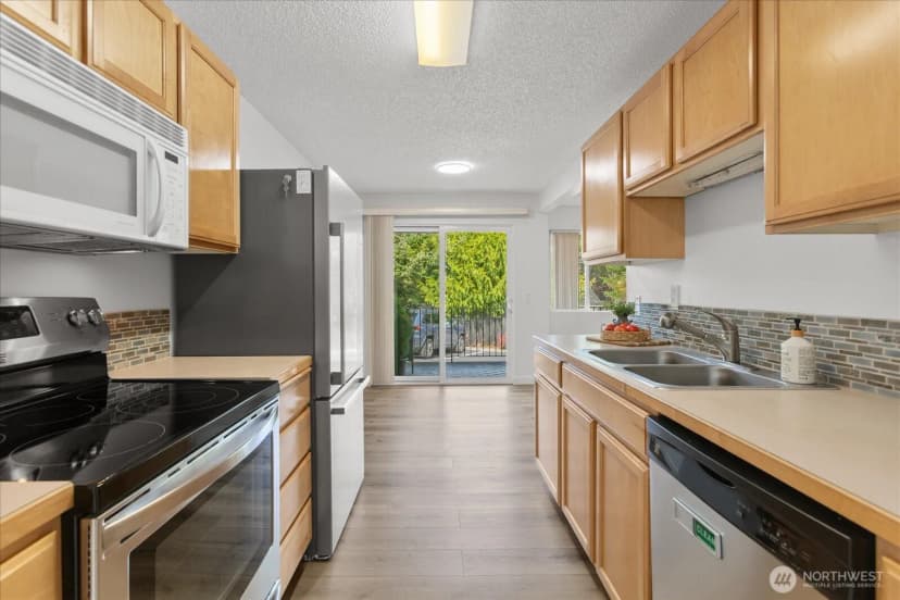 Property photo for 330 Elm Street #205, Everett photo 11