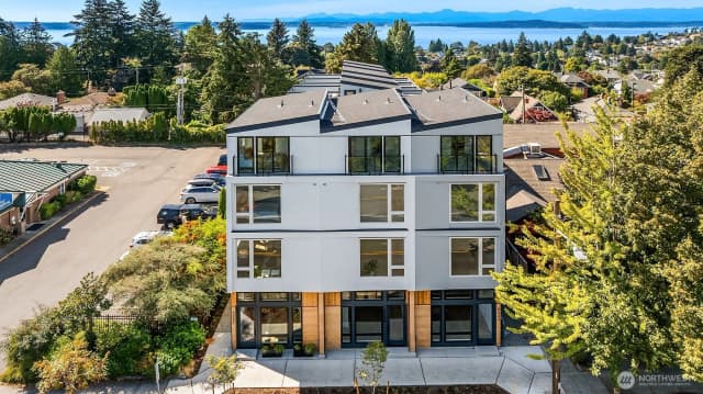 Property photo for 5251 California Avenue Sw, Seattle