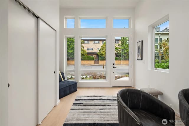 Property photo for 5251 California Avenue Sw, Seattle photo 5