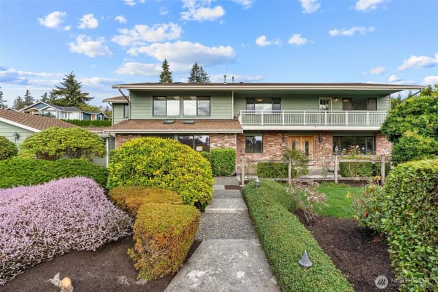 Property photo for 18805 94th Avenue W, Edmonds photo 2