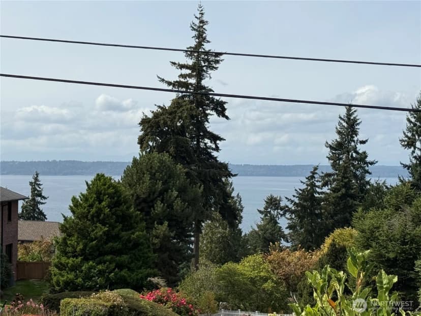 Property photo for 18805 94th Avenue W, Edmonds photo 3
