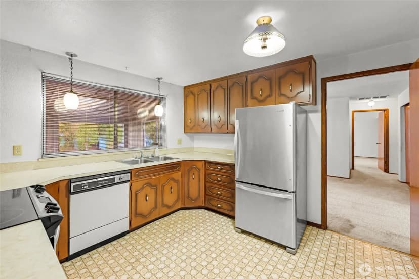 Property photo for 18911 9th Avenue Ct E, Spanaway photo 10
