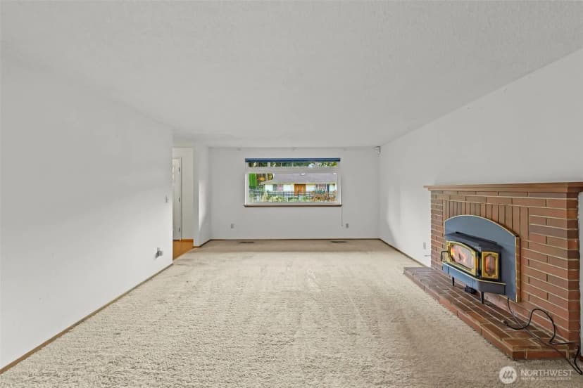 Property photo for 18911 9th Avenue Ct E, Spanaway photo 6