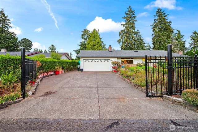 Property photo for 18911 9th Avenue Ct E, Spanaway photo 2