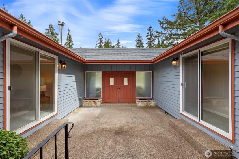 Property photo for 9271 Kristine Drive Nw, Bremerton photo 10