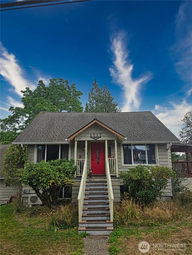 Property photo for 1517 Altenau, Cosmopolis