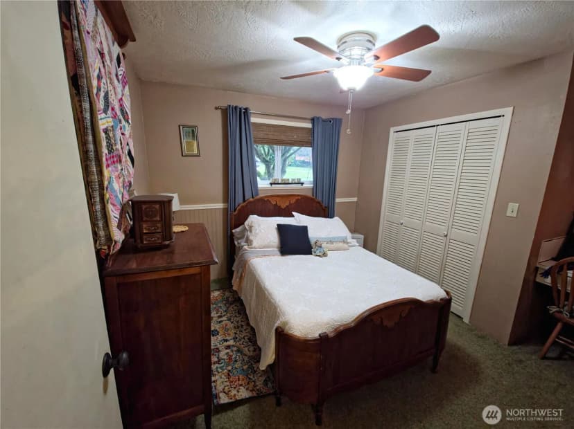 Property photo for 1517 Altenau, Cosmopolis photo 28