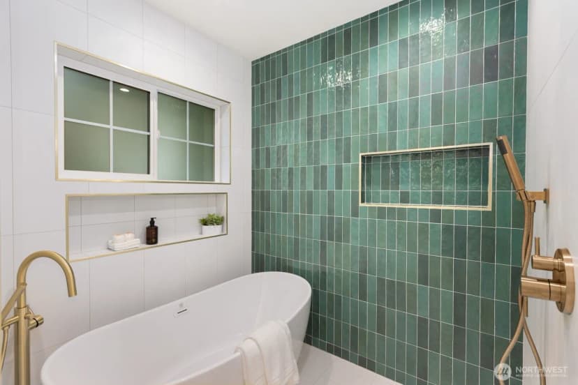 Property photo for 9549 Evanston Avenue N, Seattle photo 32