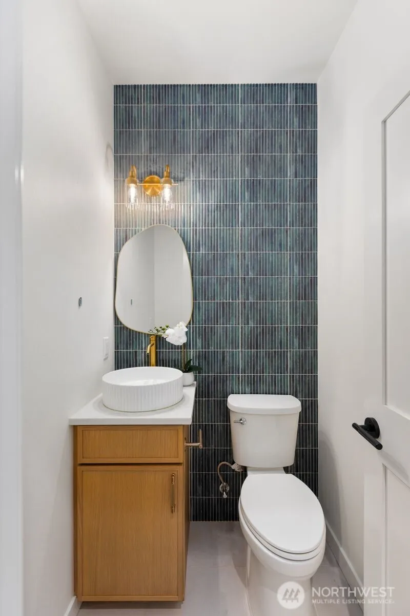 Property photo for 9549 Evanston Avenue N, Seattle photo 25