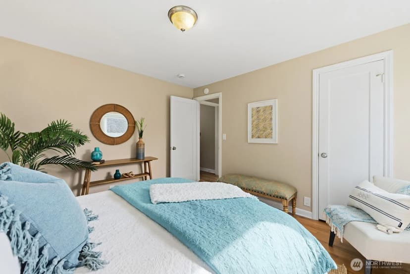 Property photo for 4116 Sw 38th Avenue Sw, Seattle photo 18