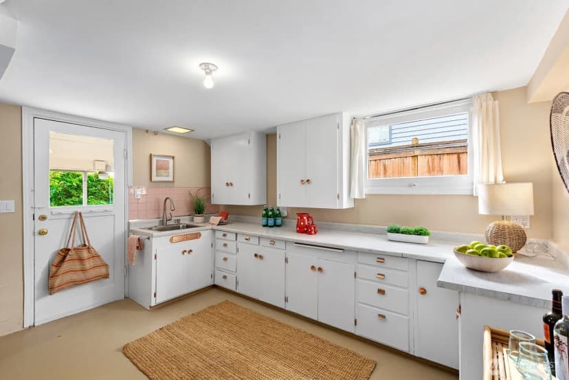 Property photo for 4116 Sw 38th Avenue Sw, Seattle photo 27