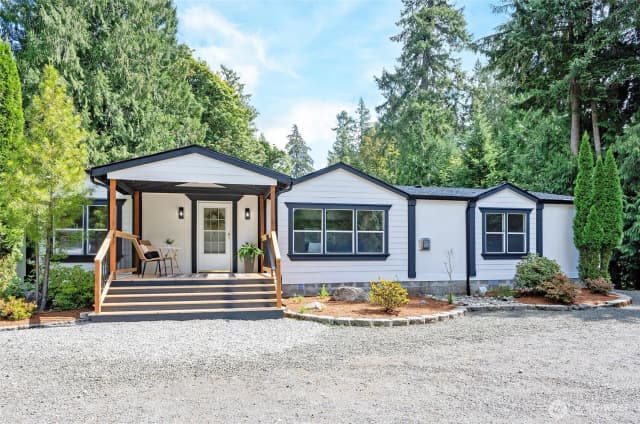Property photo for 221 E Cougar Lane S, Shelton photo 4