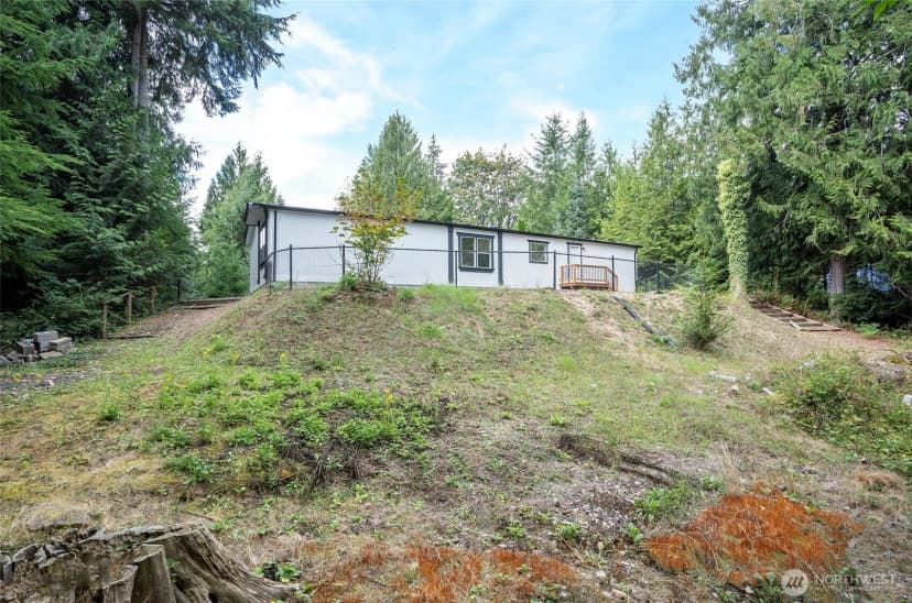 Property photo for 221 E Cougar Lane S, Shelton photo 37