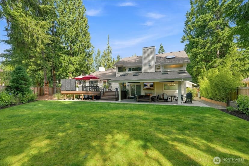 Property photo for 2423 222nd Avenue Ne, Sammamish photo 36
