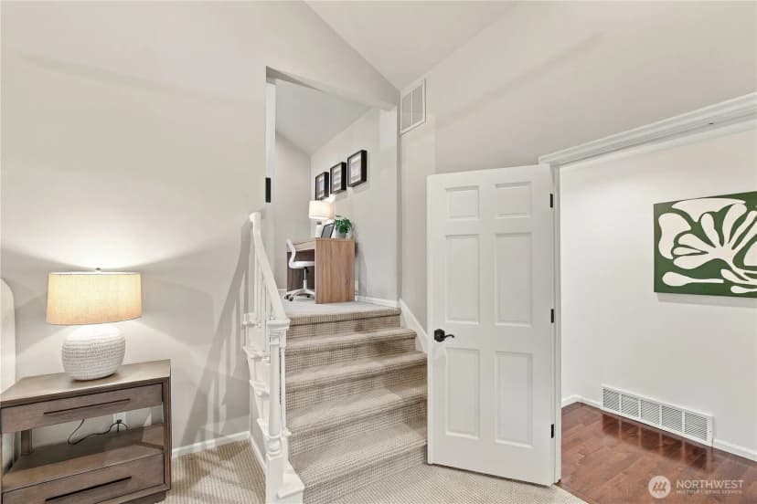 Property photo for 2423 222nd Avenue Ne, Sammamish photo 18