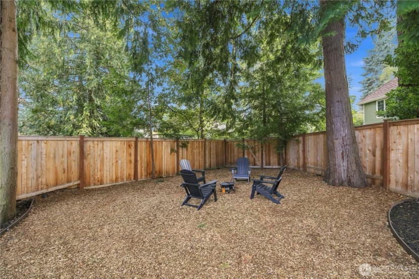 Property photo for 2423 222nd Avenue Ne, Sammamish photo 35