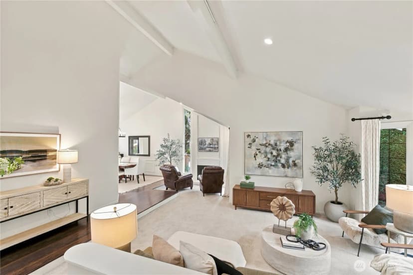 Property photo for 2423 222nd Avenue Ne, Sammamish photo 4