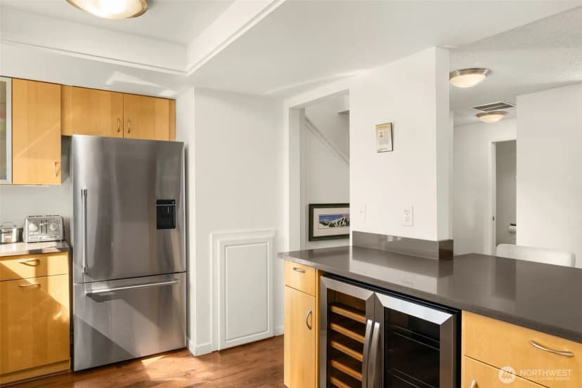 Property photo for 3400 108th Place Ne #2, Bellevue photo 15