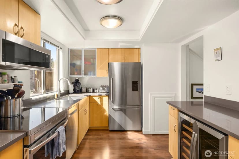 Property photo for 3400 108th Place Ne #2, Bellevue photo 14