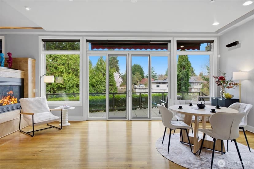 Property photo for 2 Crescent Key Se, Bellevue photo 13