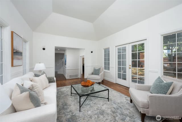 Property photo for 23837 Se 45th Street, Sammamish photo 5