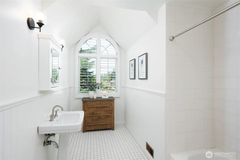 Property photo for 23837 Se 45th Street, Sammamish photo 24