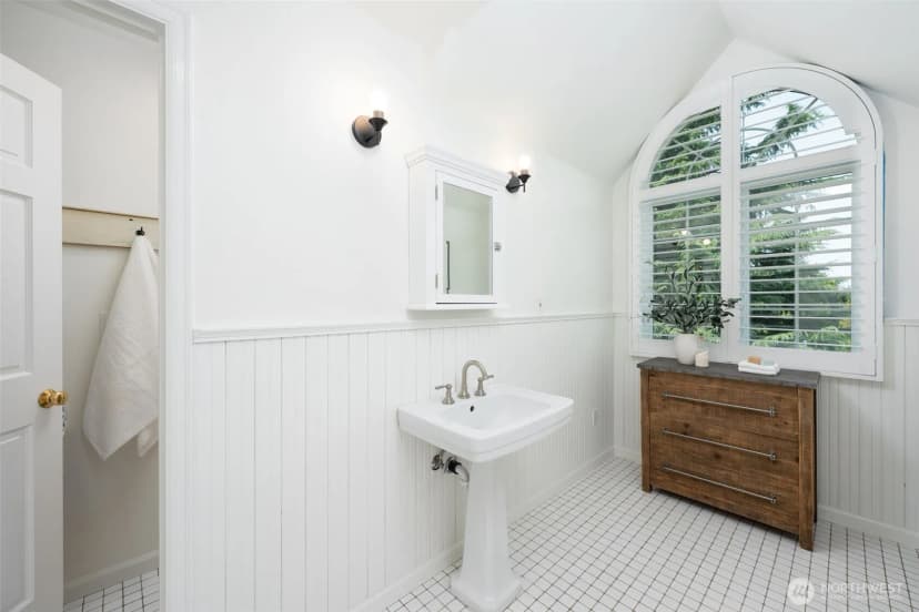 Property photo for 23837 Se 45th Street, Sammamish photo 25