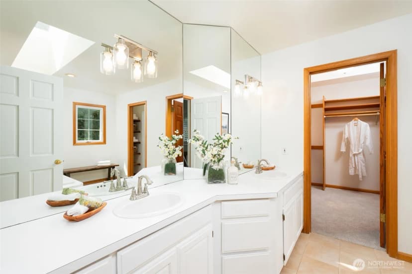 Property photo for 23837 Se 45th Street, Sammamish photo 17