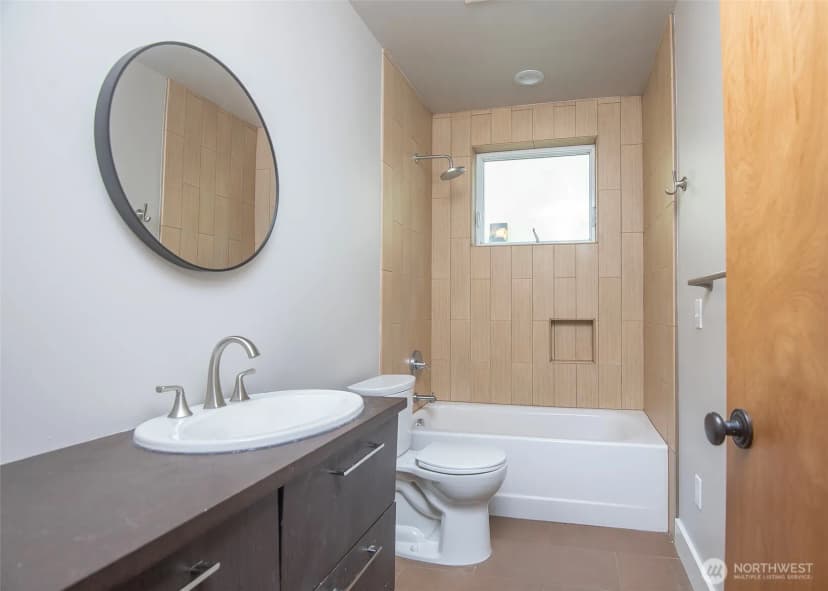 Property photo for 5110 Palatine Avenue N, Seattle photo 26