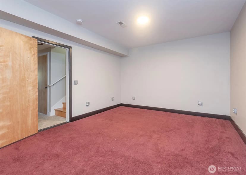 Property photo for 5110 Palatine Avenue N, Seattle photo 28