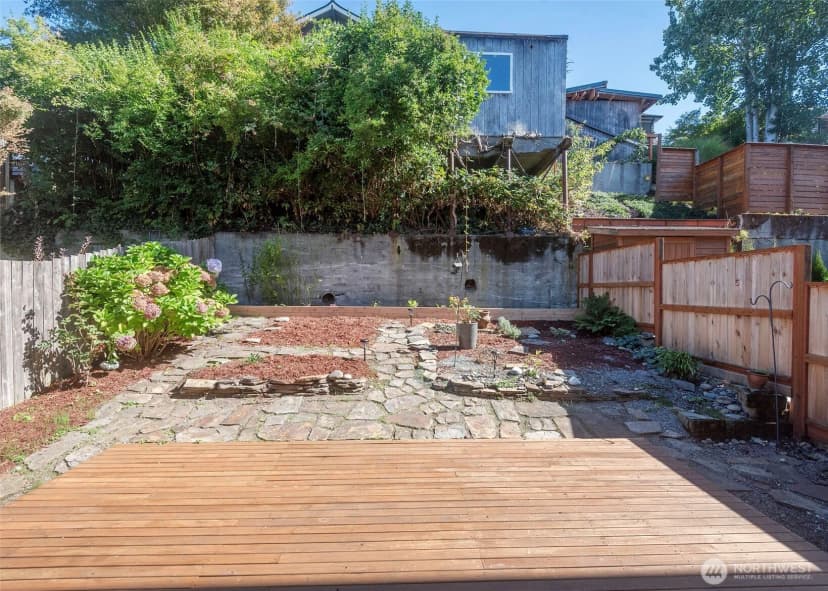 Property photo for 5110 Palatine Avenue N, Seattle photo 36
