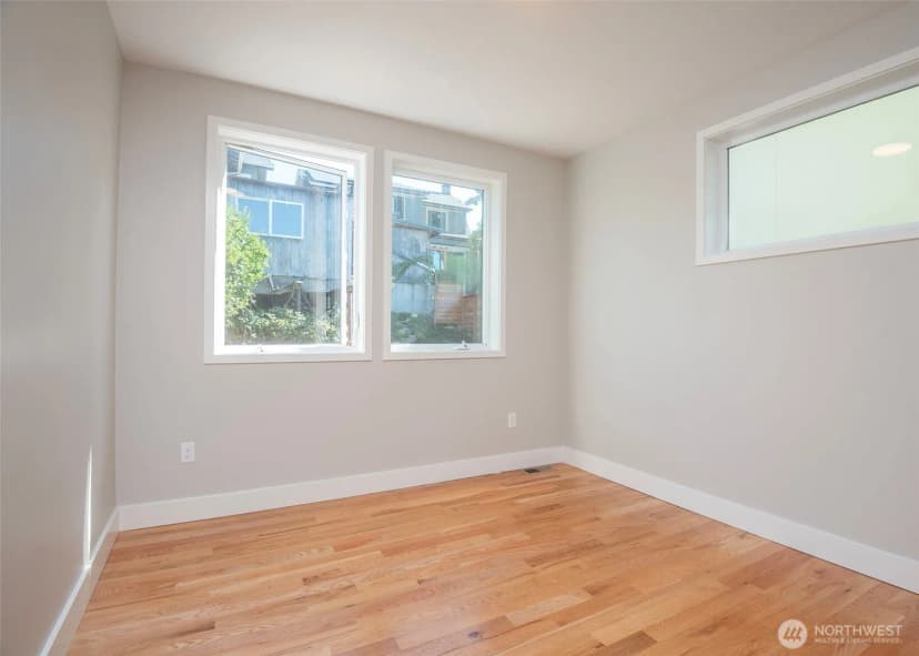 Property photo for 5110 Palatine Avenue N, Seattle photo 24