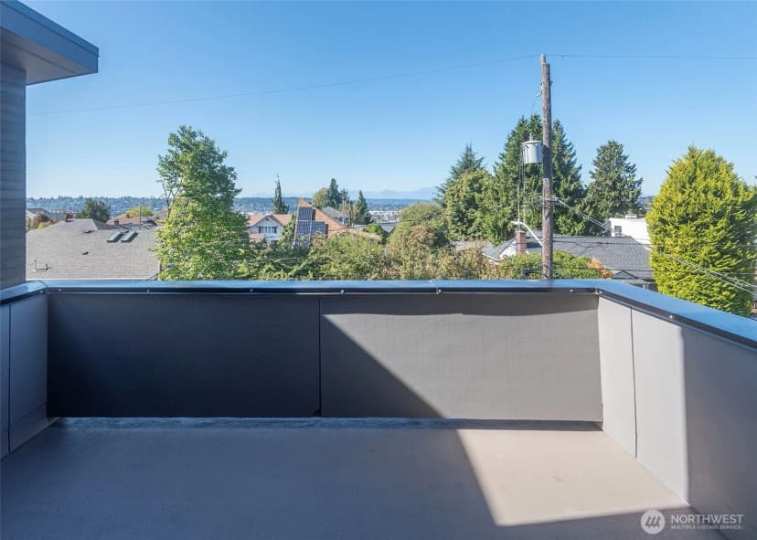 Property photo for 5110 Palatine Avenue N, Seattle photo 16
