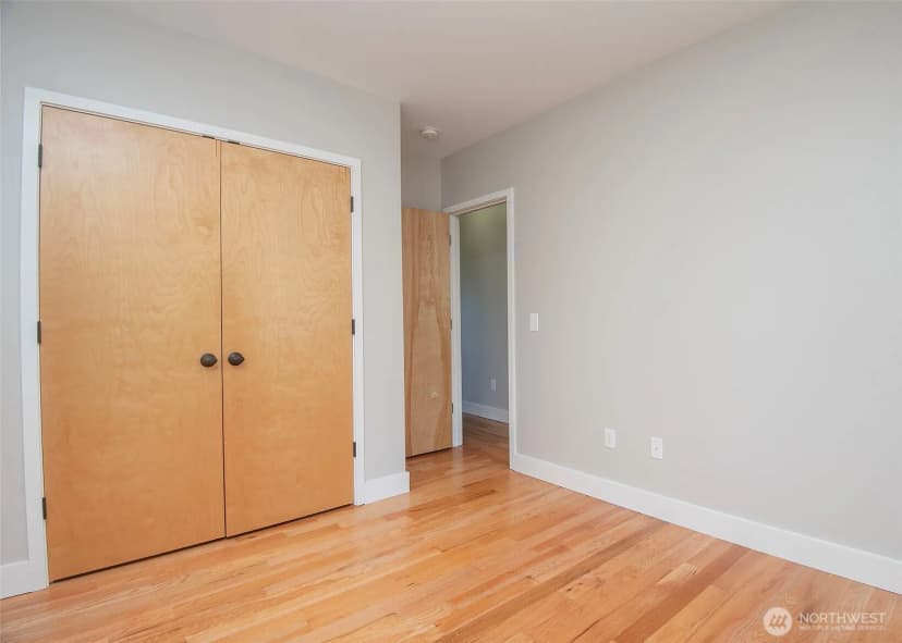 Property photo for 5110 Palatine Avenue N, Seattle photo 23