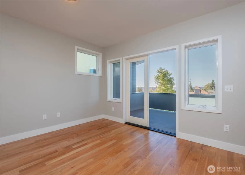 Property photo for 5110 Palatine Avenue N, Seattle photo 14