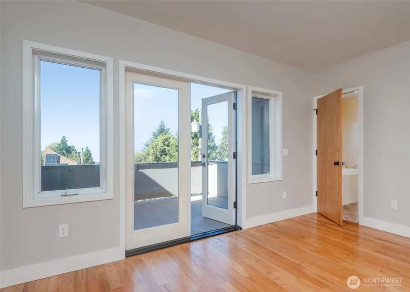 Property photo for 5110 Palatine Avenue N, Seattle photo 13
