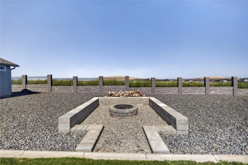 Property photo for 84906 E Wallowa Road, Kennewick photo 38